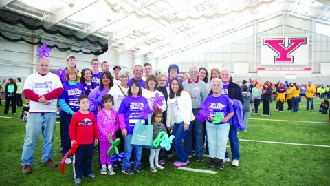 Members of the community gathered at the Watson and Tressel Training Site on Saturday to show support for Altzheimer’s research and stand beside those affected by the disease.Photo by Alexis Rufener/The Jambar.